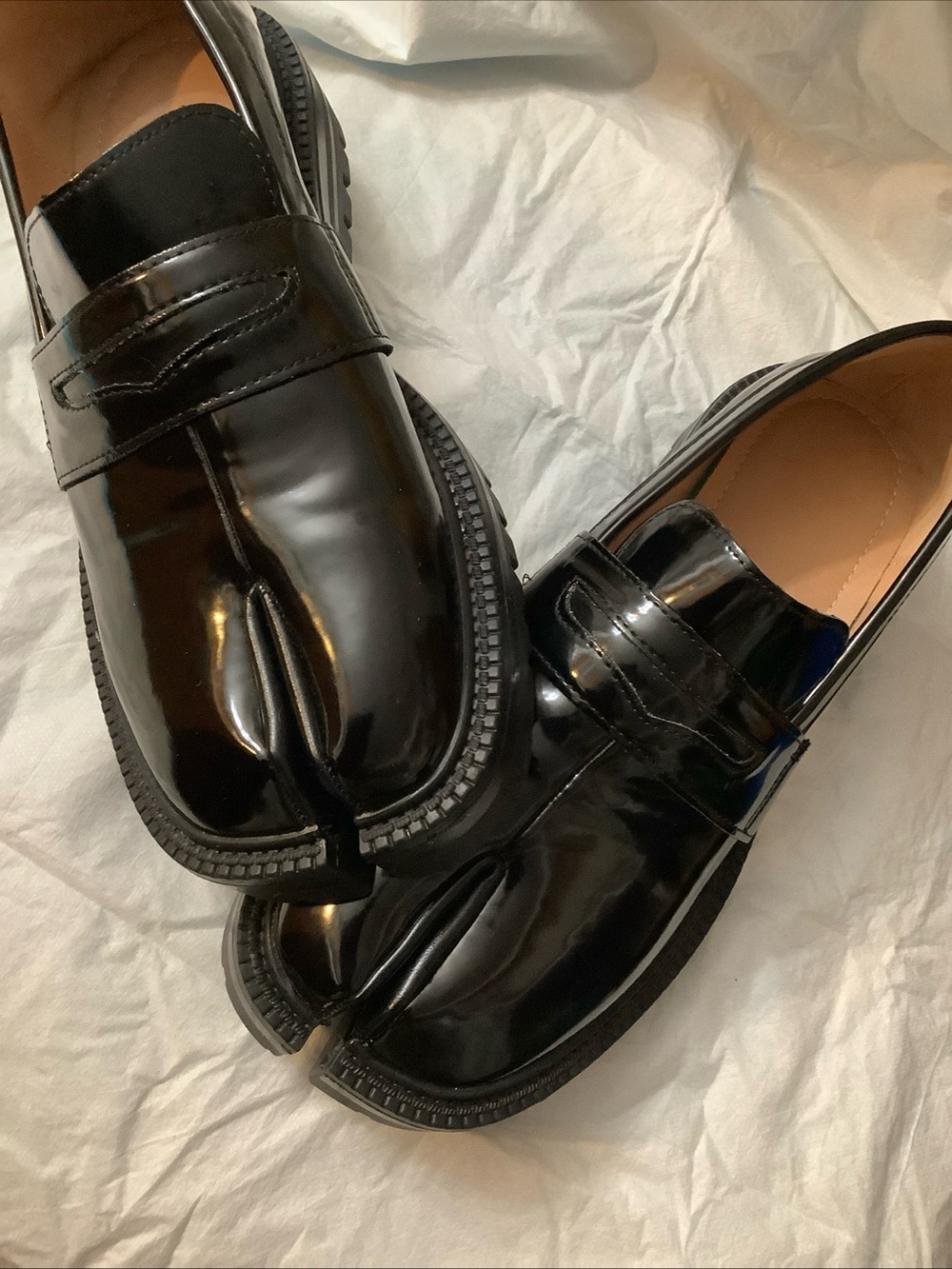 Split-toe Pedal Loafers Tabi Shoes Thick Sole Black Patent Leather Women's 7 US - Picture 12 of 12
